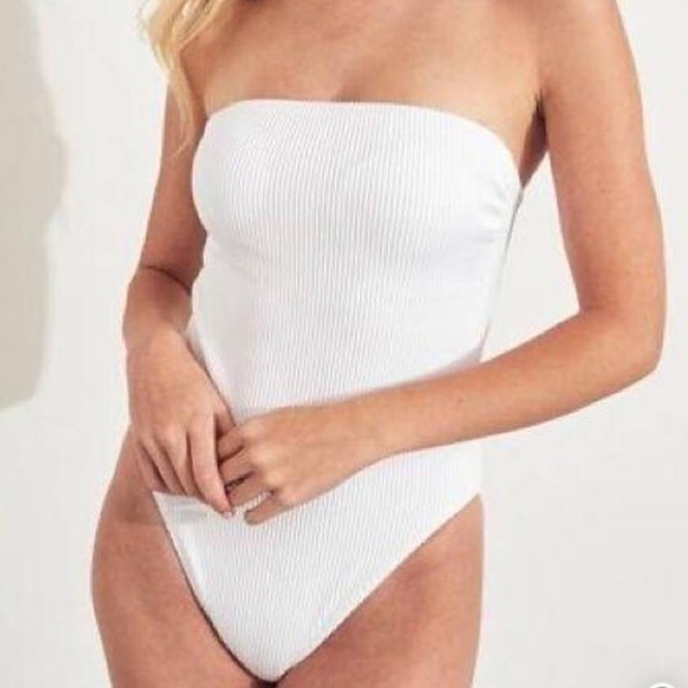 Forever 21 Ribbed Strapless Bodysuit White Extra Small